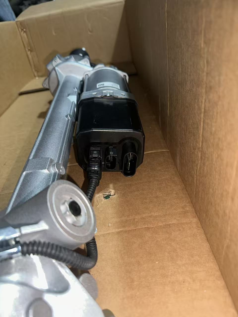 Casetă de direcție electrică asistată RHD pentru BMW X3 F25 RH OE 32106889090