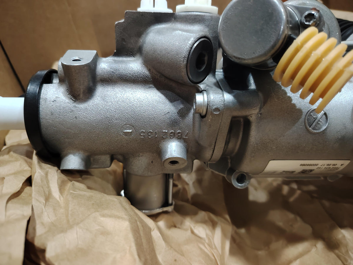 Cremalieră activă de direcție asistată LHD pentru BMW X5 E70 X6 E71 E72 2006-2014 OE 32106799622