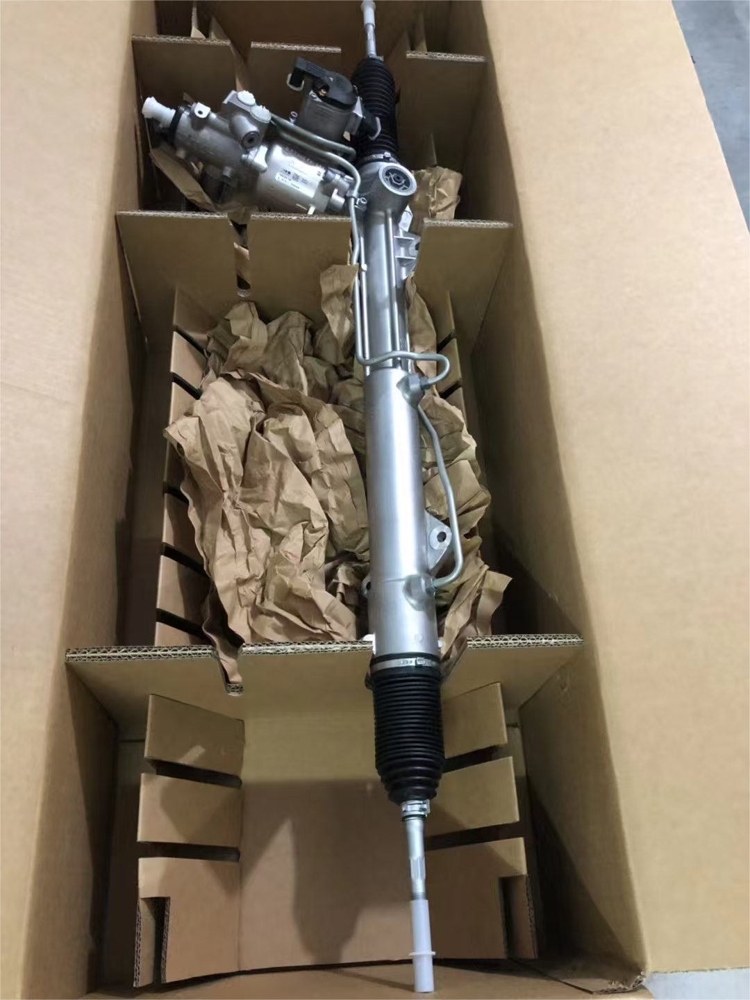 Ansamblu casetă de direcție asistată activă LHD pentru BMW X5 E70 X6 E71 E72 xDrive35i OE 32106858488 32106799625