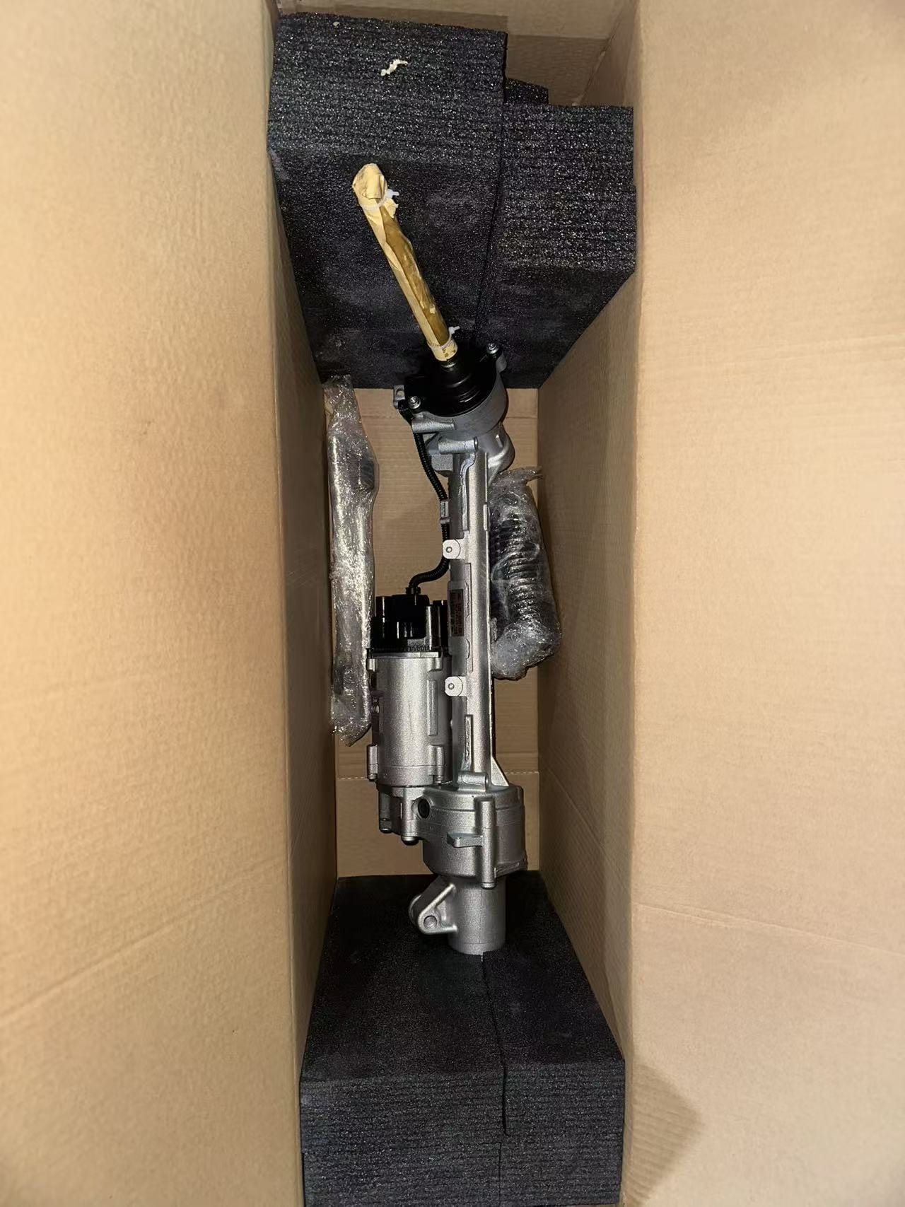 electric power steering rack and pinion for range rover evoque-BJ32-3200-EB